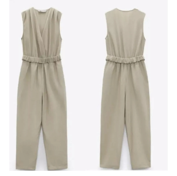 ⭐️Brand new Zara Linen blend Belted Jumpsuit- Size Small⭐️ - Picture 2 of 3